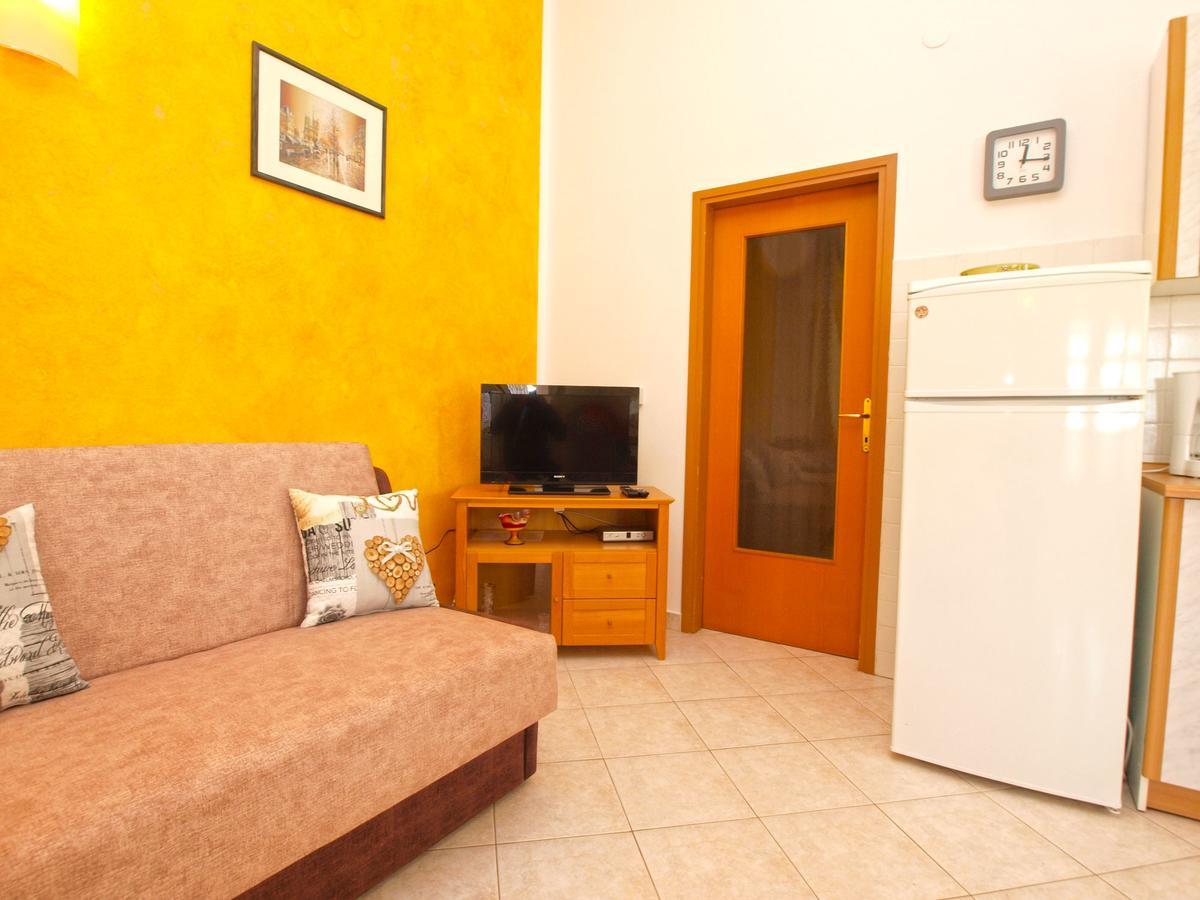 Apartments Iva 1534 Pula Extérieur photo