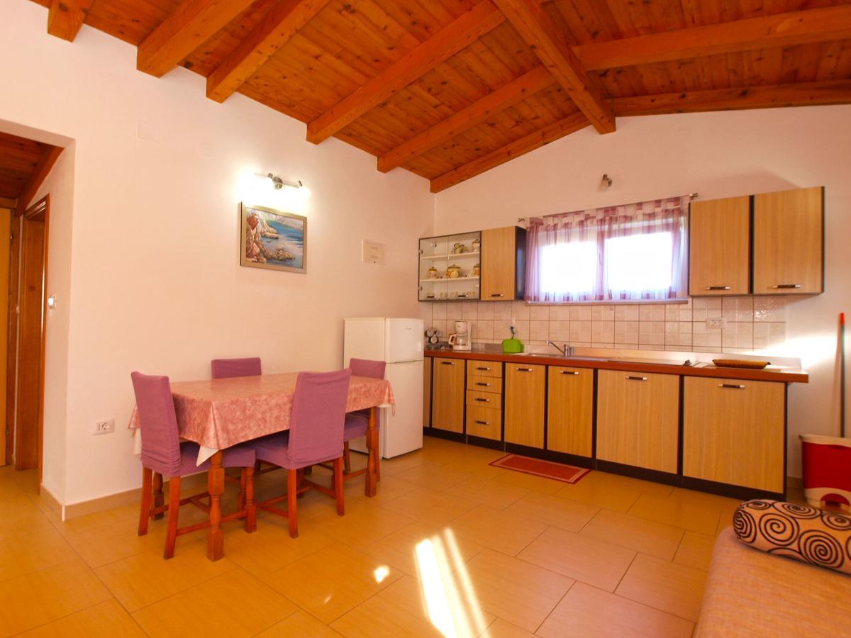 Apartments Iva 1534 Pula Extérieur photo